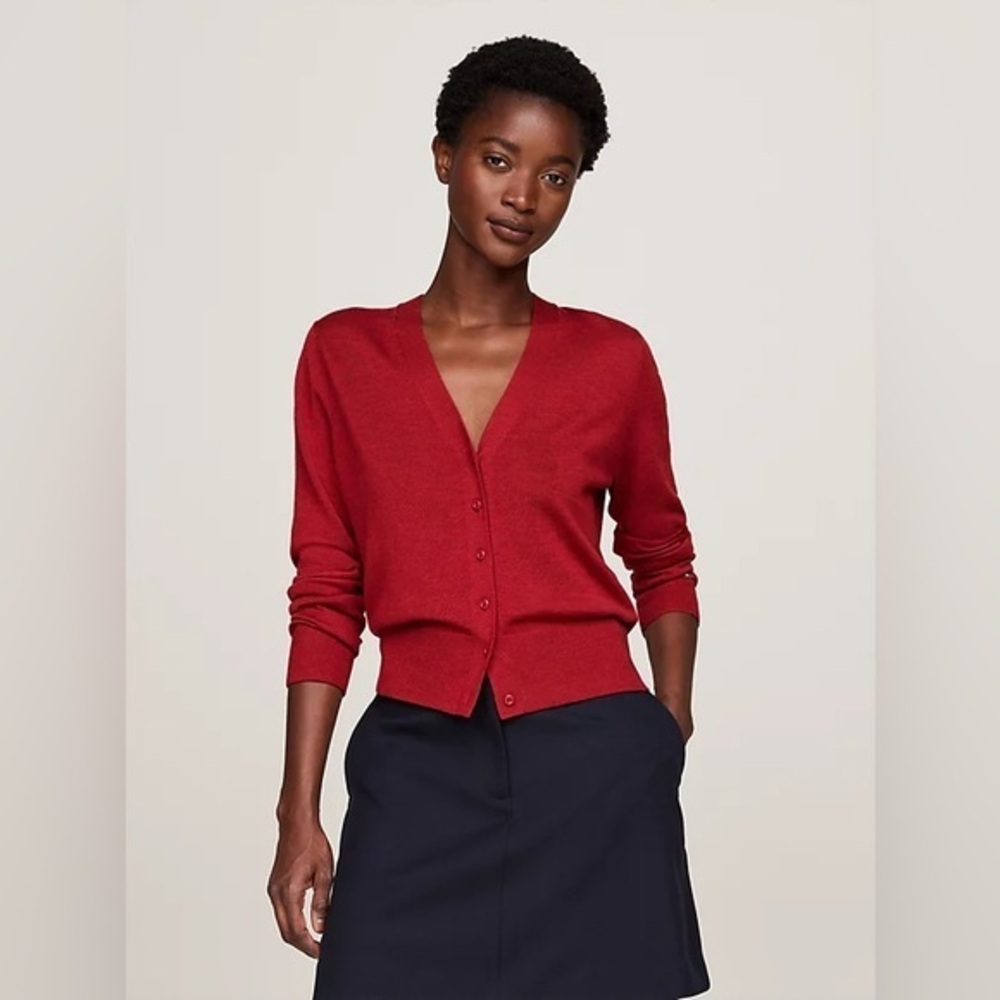 TOMMY HILFIGER- Women’s Cotton Blend Boxy V-Neck Cardigan- Size XL